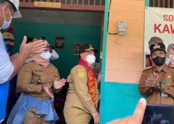 76 Tahun Tanpa Listrik PLN, Akhirnya Desa Simpur dan Soren Terang
