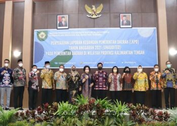 Bupati Pulang Pisau hadiri acara Penyerahan Laporan Keuangan Pemerintah Daerah (LKPD) Tahun Anggaran 2021