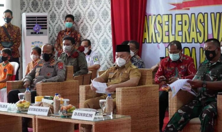 Gubernur Kalteng Tinjau Akselarasi Vaksinasi Serentak di Mapolresta Palangka Raya