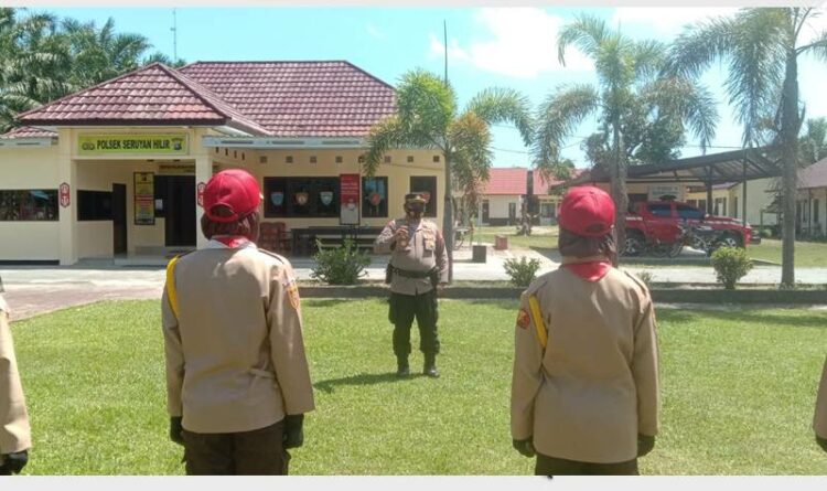Kasat Binmas Polres Seruyan Polda Kalteng Berikan Motivasi kepada Pasukan Pramuka Saka Bhayangkara
