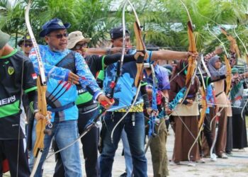 https://kaltengtoday.com/wp-content/uploads/2022/03/Pondok-Pesantren-Hidayatus-Saalikin-Pembuang-Hulu-Gelar-Lomba-Memanah.jpg