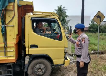 Satpolairud Polres Seruyan Himbau Warga Patuhi Protokol Kesehatan