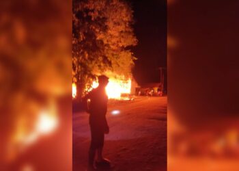 Asik Didalam Rumah, Si Jago Merah Mengamuk