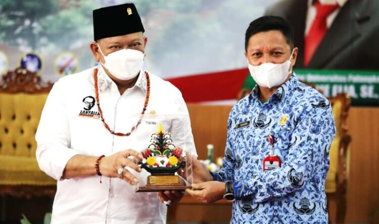 Sahli Gubernur Bidang KSDM Hadiri FGD Sistem Ekonomi Pancasila Untuk Indonesia yang Berdaulat