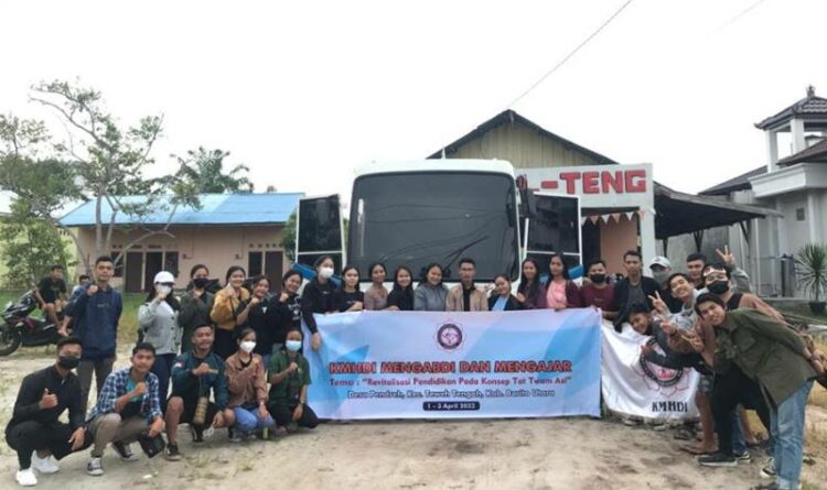 KMHDI Kalteng Melaksanakan Gerakan Sosial di Desa Pendreh