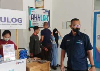 Pelayanan penjualan komoditi di Perum Bulog Kantor Cabang Kapuas Jalan Maluku.