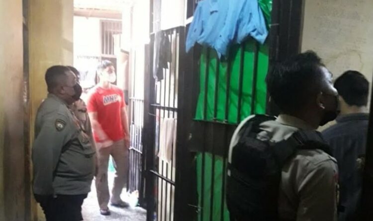 Polresta Palangka Raya Lakukan Razia pada Ruang Tahanan Mako