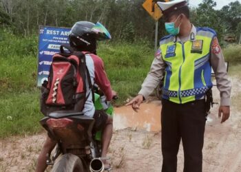 Sat Lantas Polres Seruyan Beri Efek Jera Pengendara Gunakan Knalpot Brong