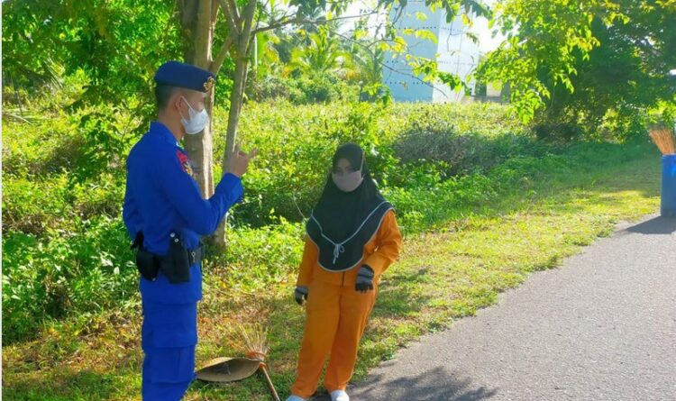 Satpolairud Polres Seruyan Laksanakan Himbauan Prokes Covid-19