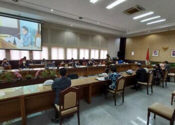Suasana rapat DPRD Kalteng