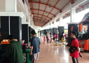 Terminal WA Gara Palangka Raya Mulai Dipadati Pemudik