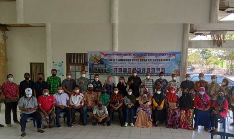 Warga Tanjung Pinang Minta Pembangunan Jalan Masuk Pemukiman