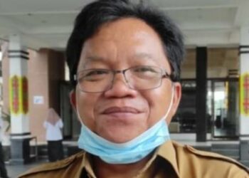 Kepala-Badan-Kesbangpol-Kabupaten-Katingan-GH-Edwar-Doddy-ketika-memberikan-keterangan-pers..jpg 2 Mei 2022 21 KB 529 x 359 piksel Sunting Gambar Hapus secara permanen Teks Alt