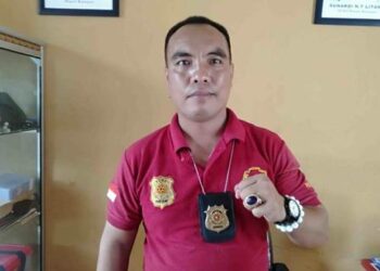 Sekretaris Satpol PP Kabupaten Katingan Budimanto L Gaol ketika melaksanakan tugasnya