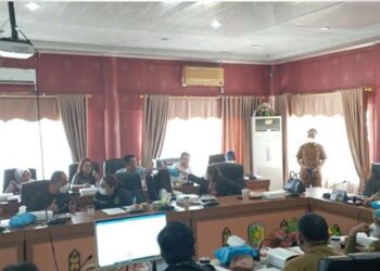 Teks Poto: Jajaran Bamus pada saat melaksanakan rapat.