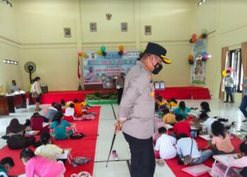 Sambut HUT Bhayangkara ke-76, Polres Gumas Buka Lomba Menggambar