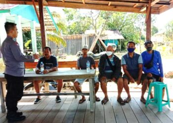 Datangi Masyarakat Kasongan dan Pantau Keamanan