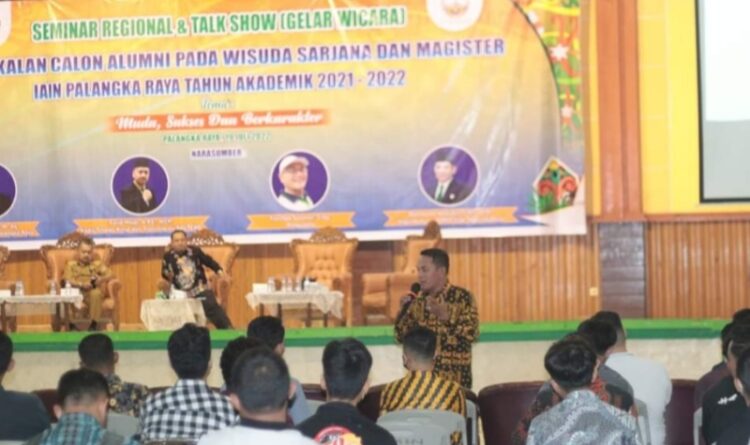 Wakil Ketua II DPRD Mura Berikan Pembekalan Ratusan Calon Sarjana di IAIN Palangka Raya