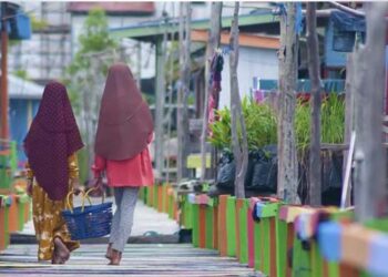Jembatan di Tampu Langit yang berkesan artistik dan eksotik di jepretan fotografer ciamik (foto;ist.)