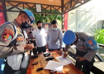 Ditresnarkoba Polda Kalteng Lakukan Pemeriksaan Senpi Anggota