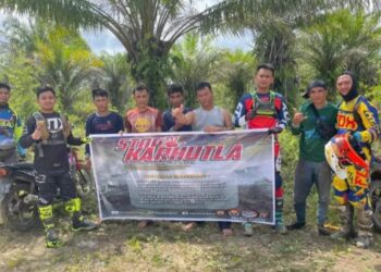 Mantap, Nunggang Motor Trail Kapolres Barsel Sosialisasikan Bahaya Karhutla ke Pedalaman