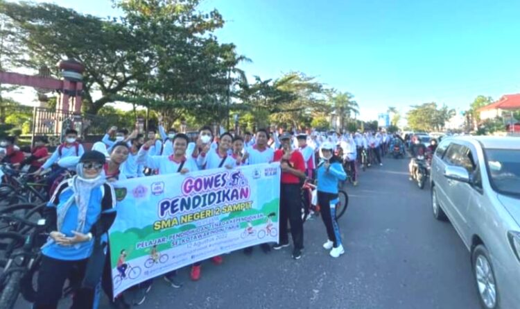 Ajang Silaturahmi, Ratusan Pelajar Ikuti Gowes di Taman Sampit