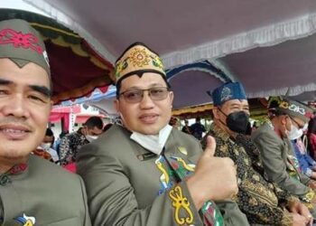 Anggota DPRD Kalteng, Sirajul Rahman bersama legislator lainnya dalam peringatan Hari Jadi Mura ke 20 Tahun. (Ist)