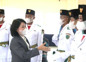 Bupati Kukuhkan 23 Pasukan Pengibar Bendera Merah Putih