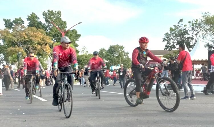 Ratusan Pesepeda Nasional Ikuti Cycle For All di Palangka Raya