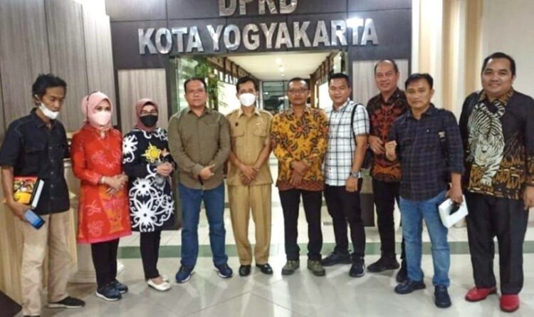 Perdalam Kinerja AKD, Komisi B DPRD Palangka Raya Kunker ke Yogyakarta