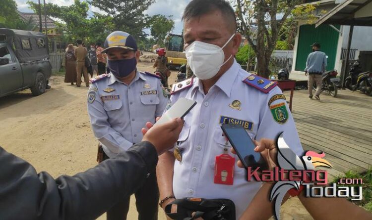 Foto : Kepala Dinas Perhubungan Kabupaten Barito Selatan, Ir Daud Danda (shan)