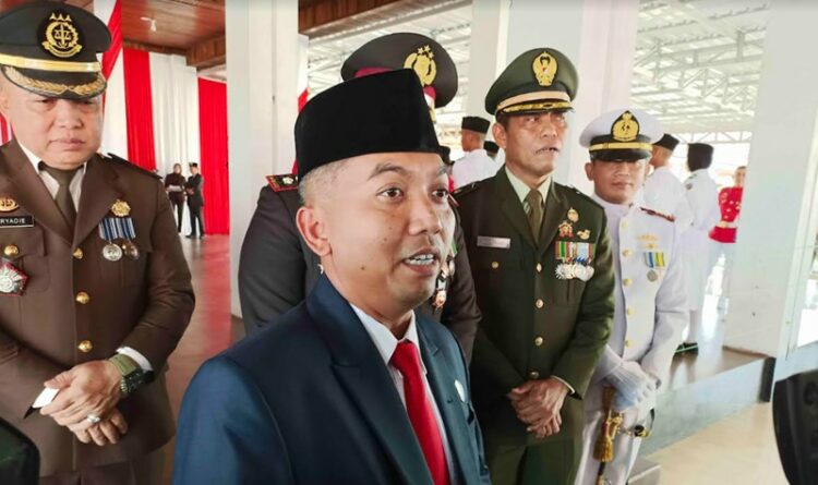 Ketua DPRD Motivasi Anggota Paskibraka Seruyan