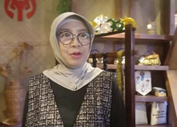 Teks Poto: Ketua Harian Dekranasda Kalteng, Aster Bonawaty.