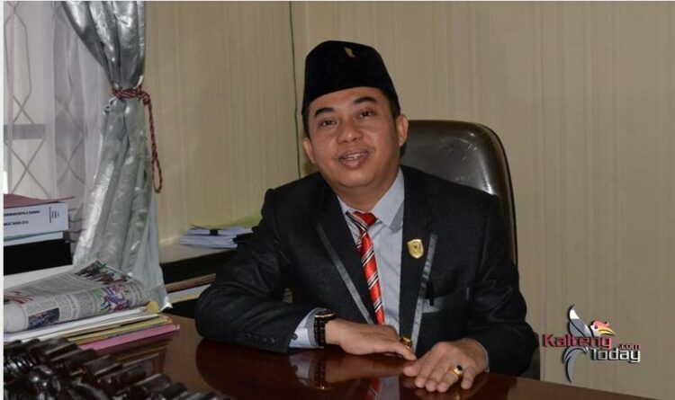 Ketua Komisi I DPRD Kabupaten Kotawaringin Timur, Rimbun (Fitri)