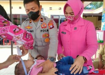 Posyandu Kemala Bhayangkari Polsek Seruyan Hilir Berikan layanan Gratis Bagi Warga