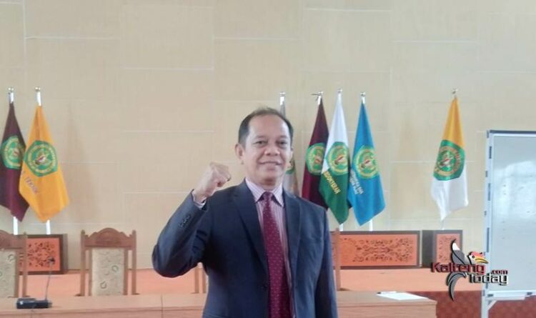 Keterangan : Rektor UPR terpilih, Prof Salampak. (Mulia Gumi)