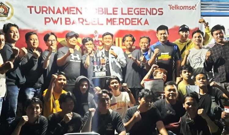 Foto : para peserta dan pemenang turnamen PWI Barsel Merdeka (ist)