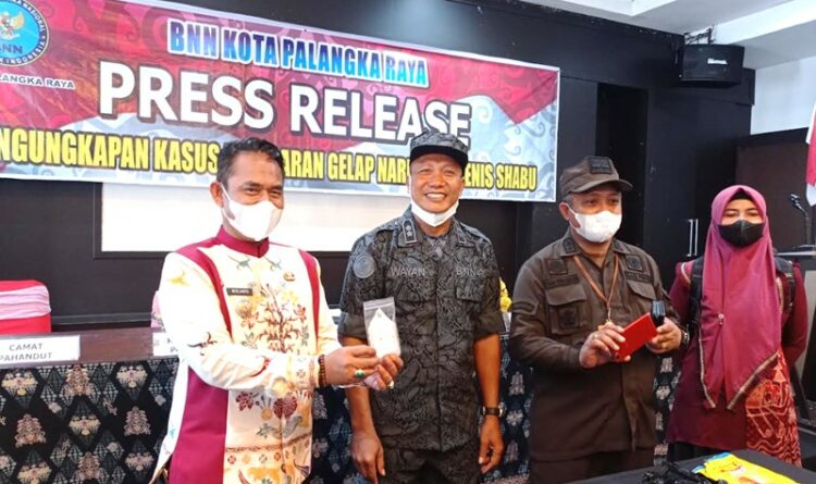Bawa 2 Paket Sabu, 2 Pria Diringkus BNN Kota Palangka Raya