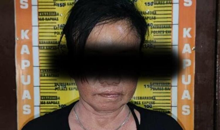 MA, tersangka pengedar sabu yang ditangkap Satrresnarkoba Polres Kapuas, Minggu (11/9/2022)