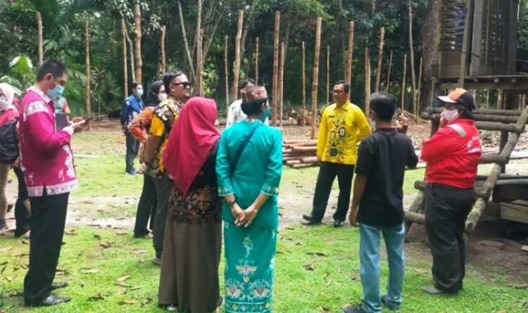 Pokmas Marang Barajaki Dapat Bantuan Modal Usahanya Sebesar Rp 100 juta