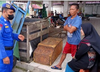 Satpolairud Polres Seruyan Minta Warga Tetap Patuhi Prokes Covid-19