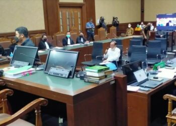 Dua Terdakwa Pencucian Uang PT. Duta Palma Group Dengarkan Dakwaan JPU