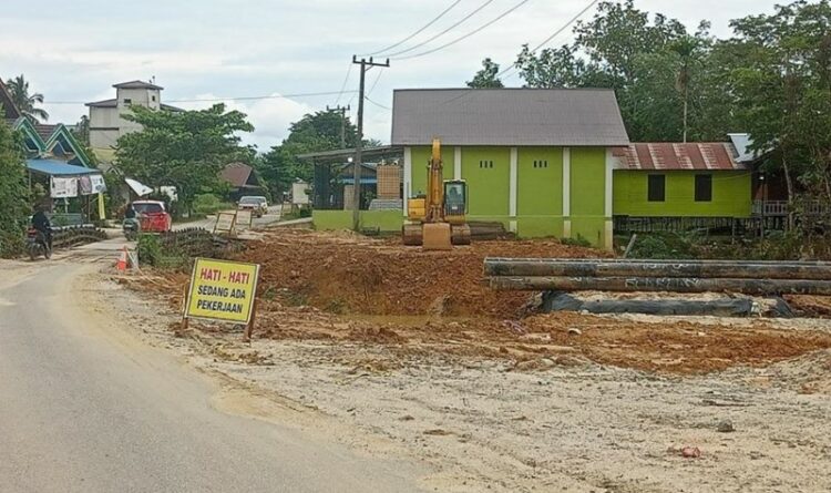 Legislator Gumas Apresiasi Perbaikan Jembatan Karungen