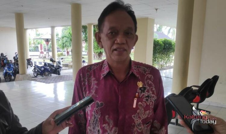 Ket. Foto : Ketua Bapemperda DPRD Barito Selatan, Raden Sudarto. (shan)