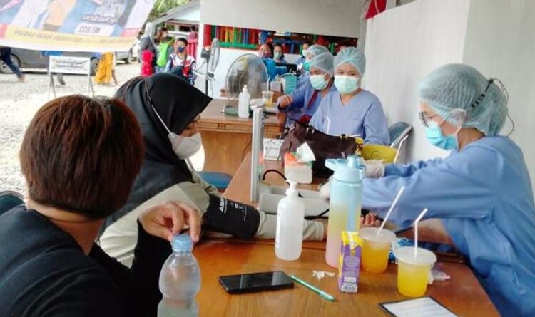 Pemberian Vaksin Covid-19 bagi pengunjung objek wisata Agrowisata Manasa dan Dermaga Kereng Bangkirai
