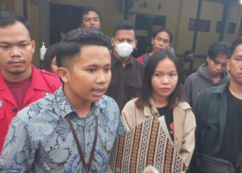 Mahasiswa dan Anggota Satpol-PP Kalteng Saling Lapor