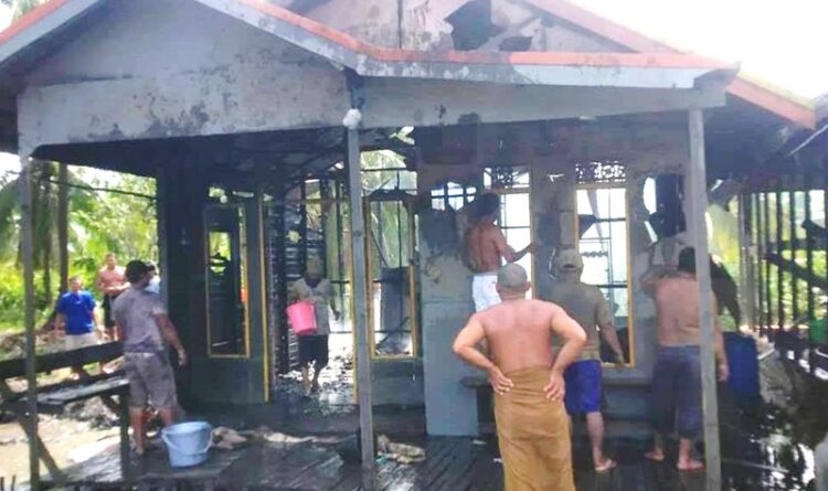 Jago Merah Hanguskan Sebuah Rumah di Desa Sei Teras