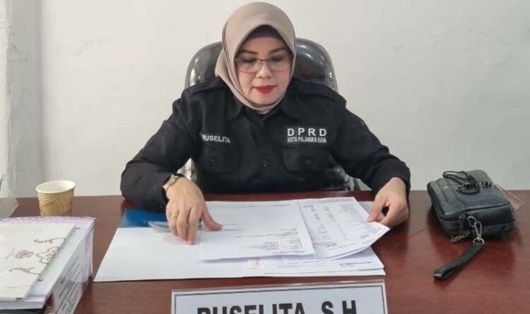 Wakil Ketua I Komisi C DPRD Kota Palangka Raya, Ruselita