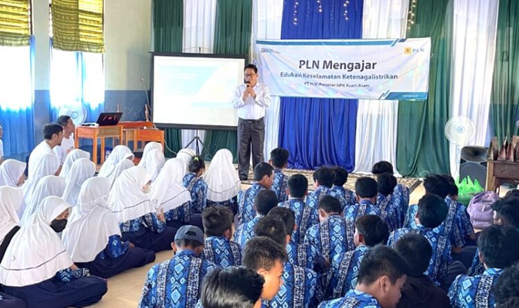 PLN Sosialisasi Keselamatan Ketenagalistrikan ke SMP Negeri 2 Jorong