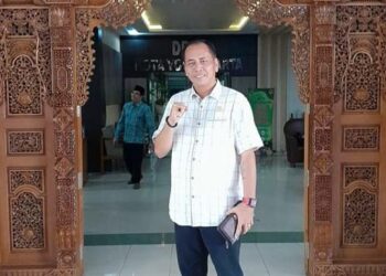Anggota DPRD Kabupaten Katingan Gimmak Bulinga ketika melaksanakan tugasnya, Kamis (1/12/2022).